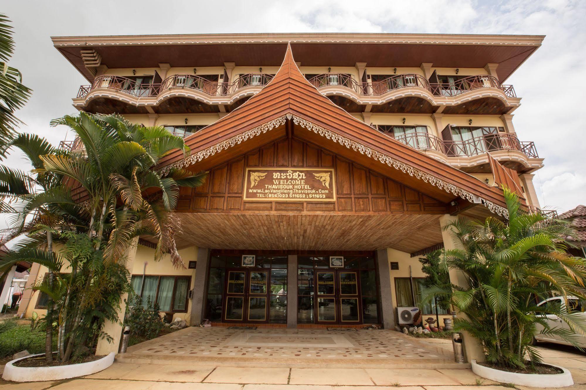 Thavisouk Riverside Hotel Vang Vieng Exterior foto